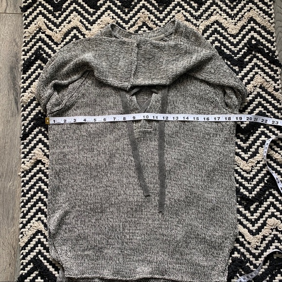 Brochu Walker Lace Up V-Neck Pullover - Picture 6 of 11